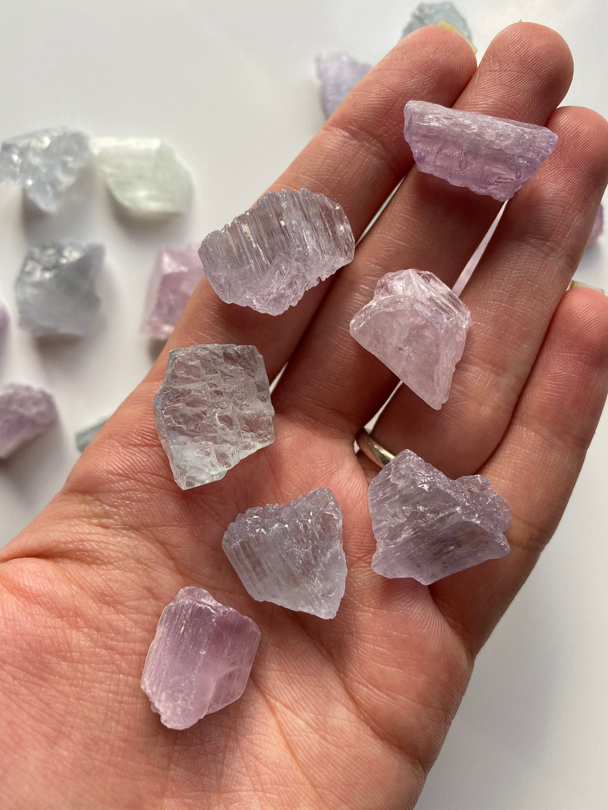 Marvellous raw Kunzite chunk/ Kunzite Crystal/ Spodumene