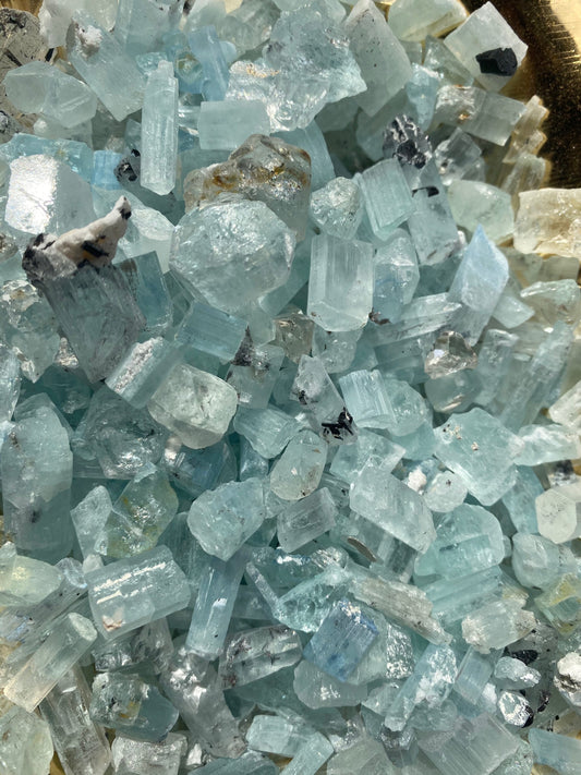 Raw Aquamarine Chunk: Nigar, Pakistan Mineral Specimen (13-22mm)