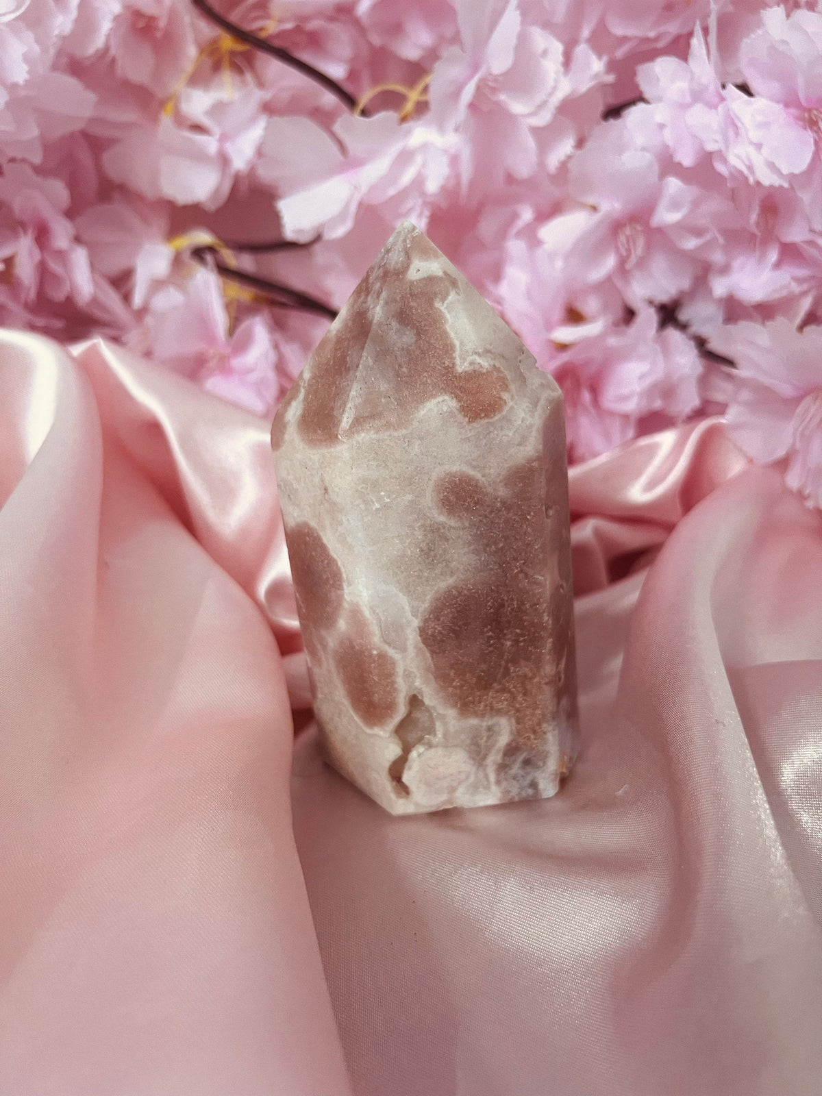 Sparkly Pink Amethyst Tower with Quartz (470g)