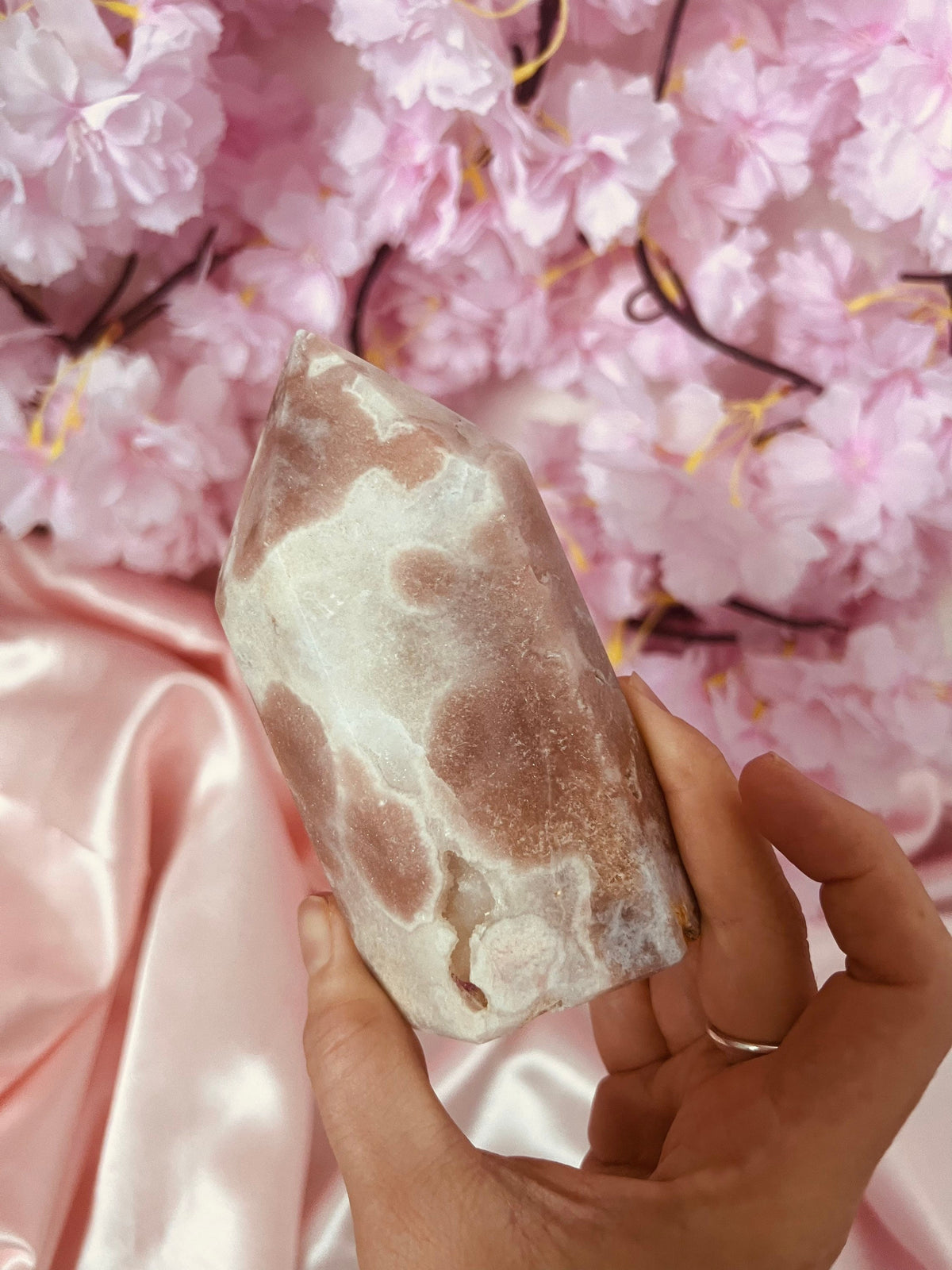 Sparkly Pink Amethyst Tower with Quartz (470g)