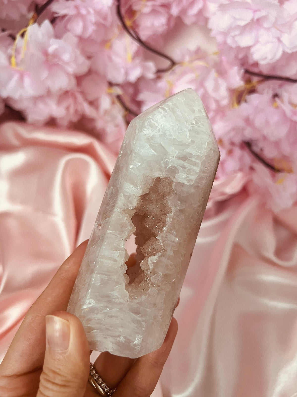 Sparkly Pink Amethyst Quartz Tower, Drusy Pocket