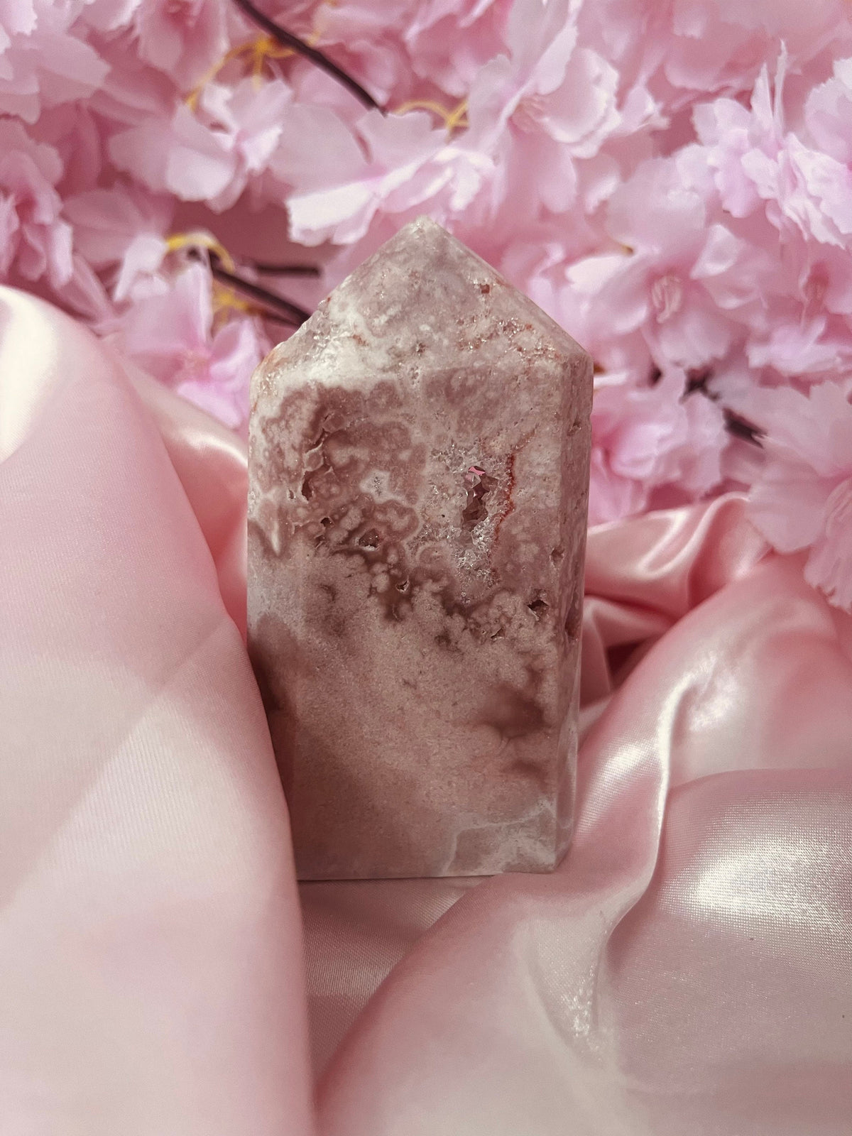 Sparkly Pink Amethyst Tower with Drusy Quartz Pocket